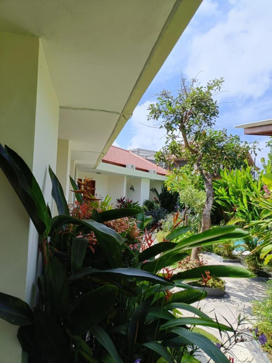 Mora Residence Jimbaran Exterior foto